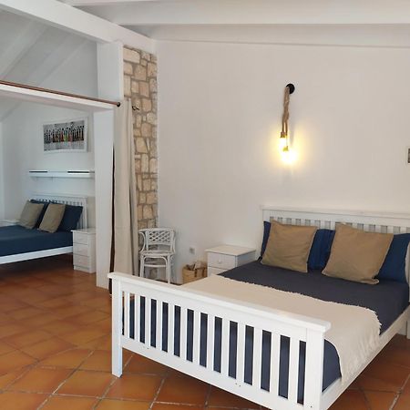 Vista Mar - Seafront Holiday Apartments Santa Maria Buitenkant foto