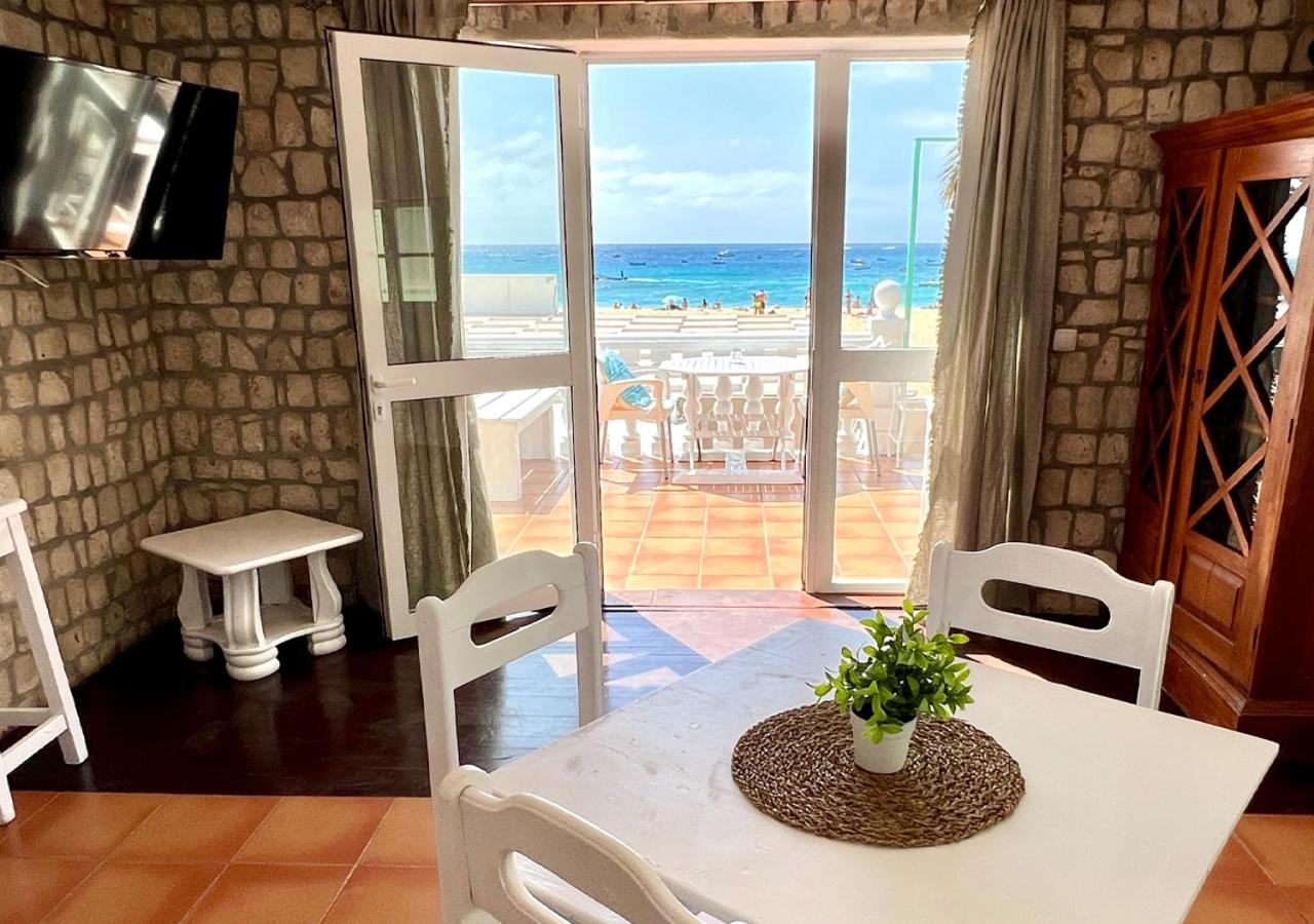 Vista Mar - Seafront Holiday Apartments Santa Maria Buitenkant foto
