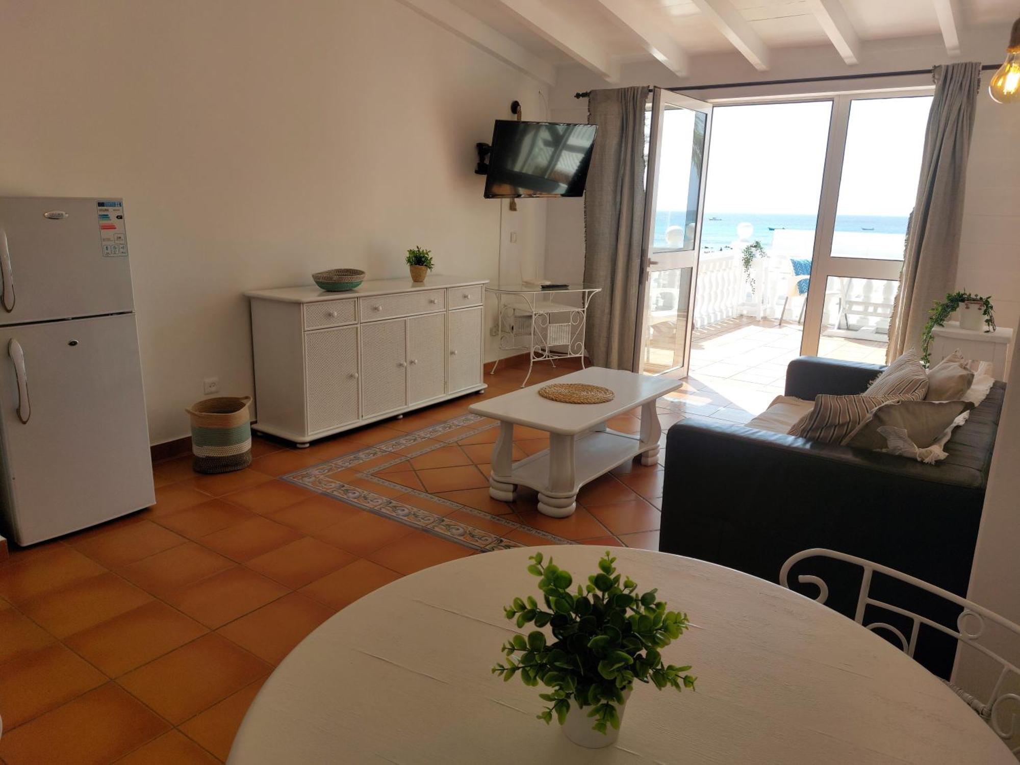 Vista Mar - Seafront Holiday Apartments Santa Maria Buitenkant foto