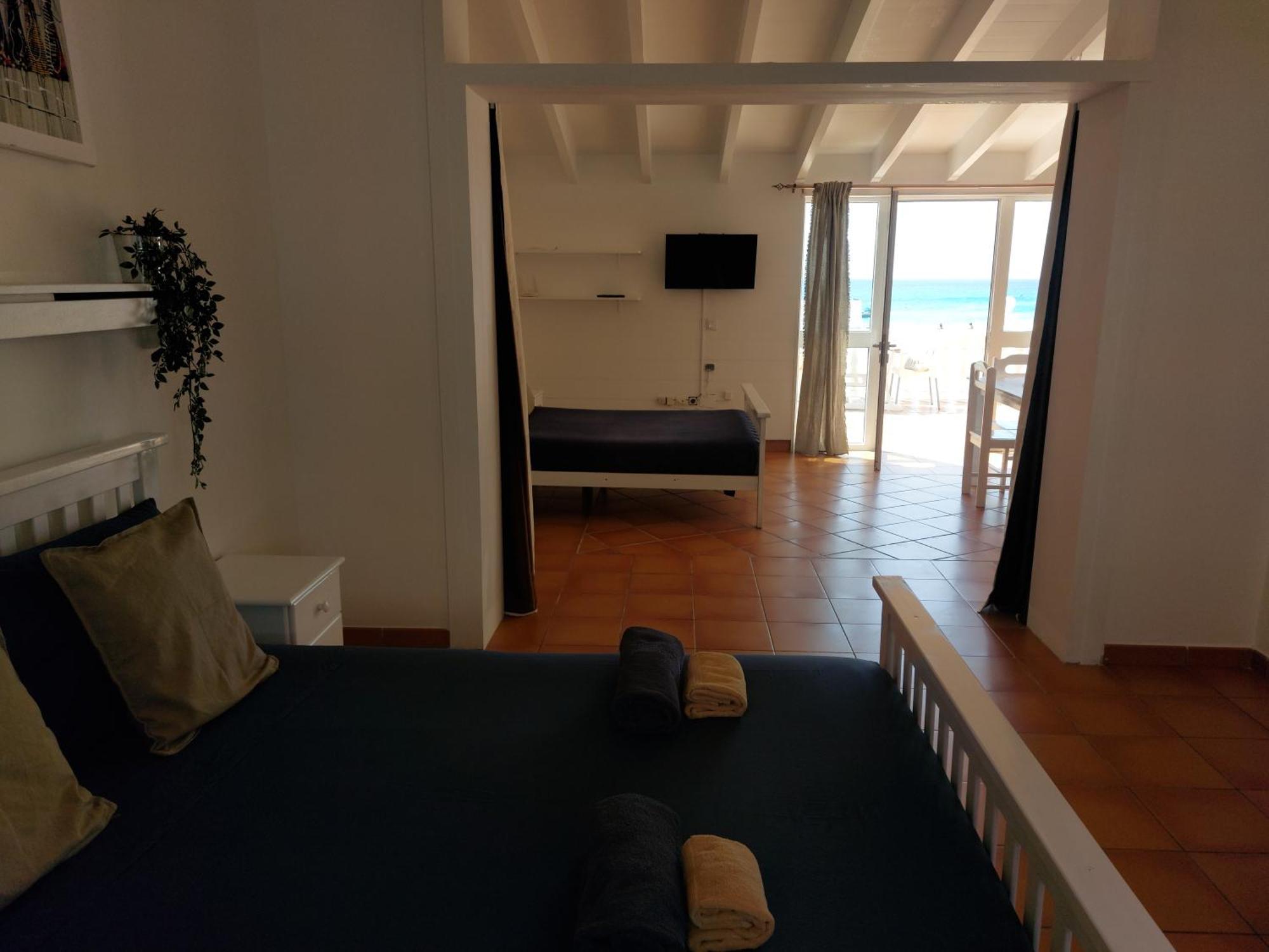 Vista Mar - Seafront Holiday Apartments Santa Maria Buitenkant foto